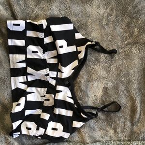 Pink sports bra (xs)